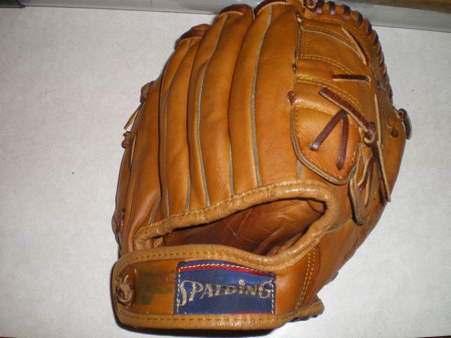 Whitey Ford Spalding 42-241 Back